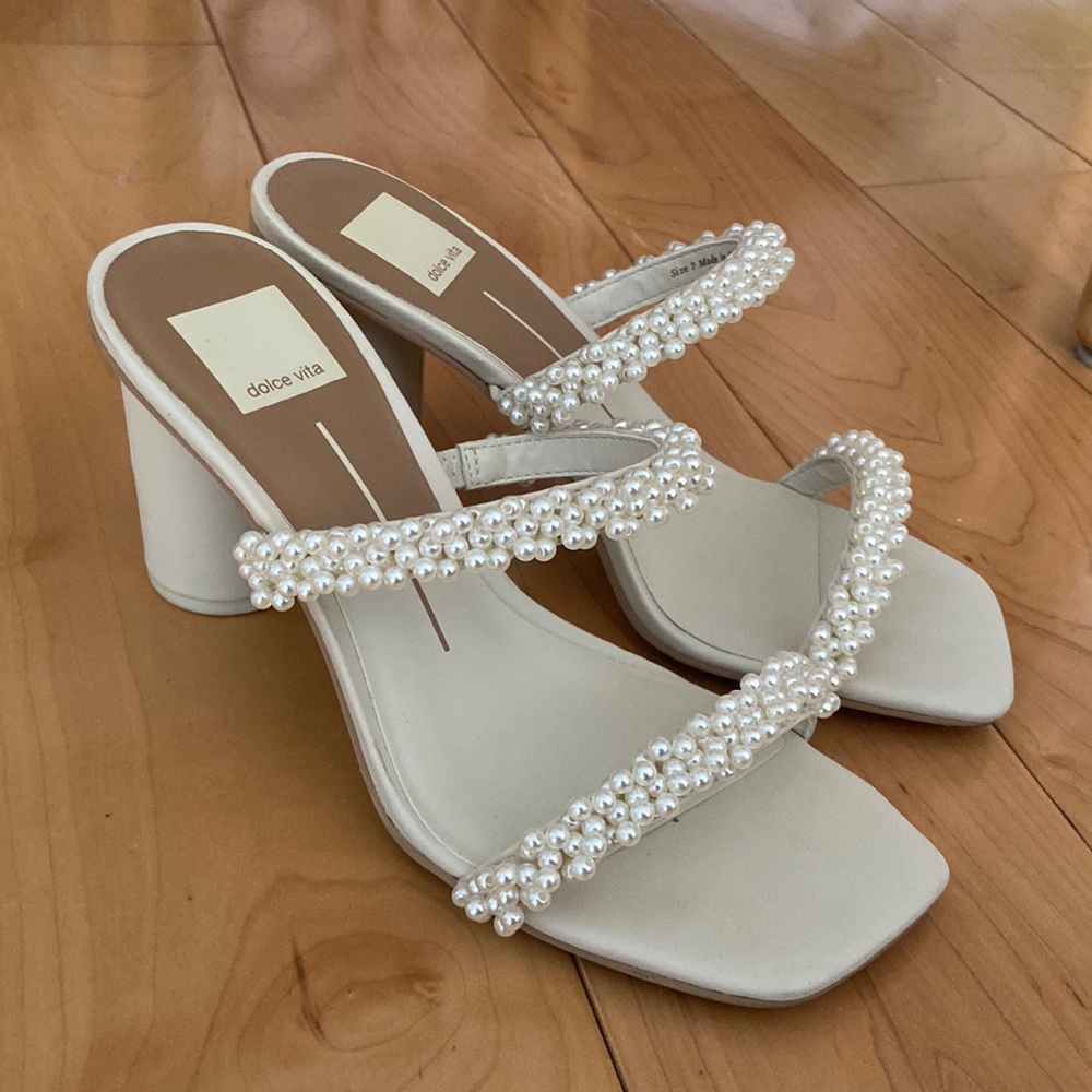 Dolce Vita Noel Heels Vanilla Pearls